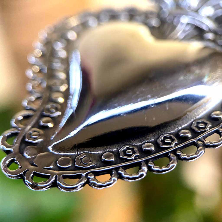 Collana in argento sterling con cuore sacro, ciondolo religioso Collana in argento sterling con cuore sacro, ciondolo religioso